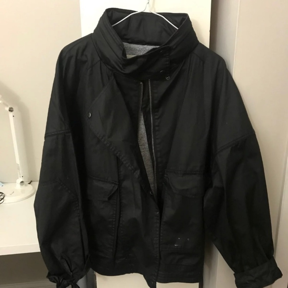 UO Women A-lined Utility Jacket
